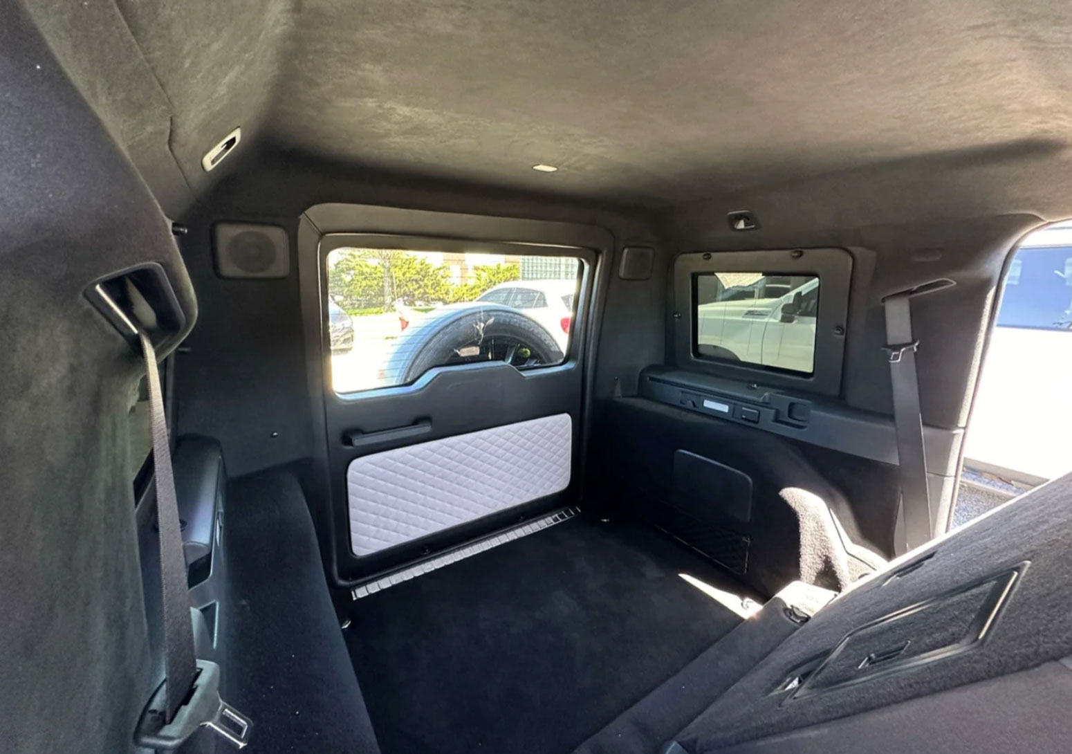 2024 Mercedes-Benz G63 AMG - Imagen 10