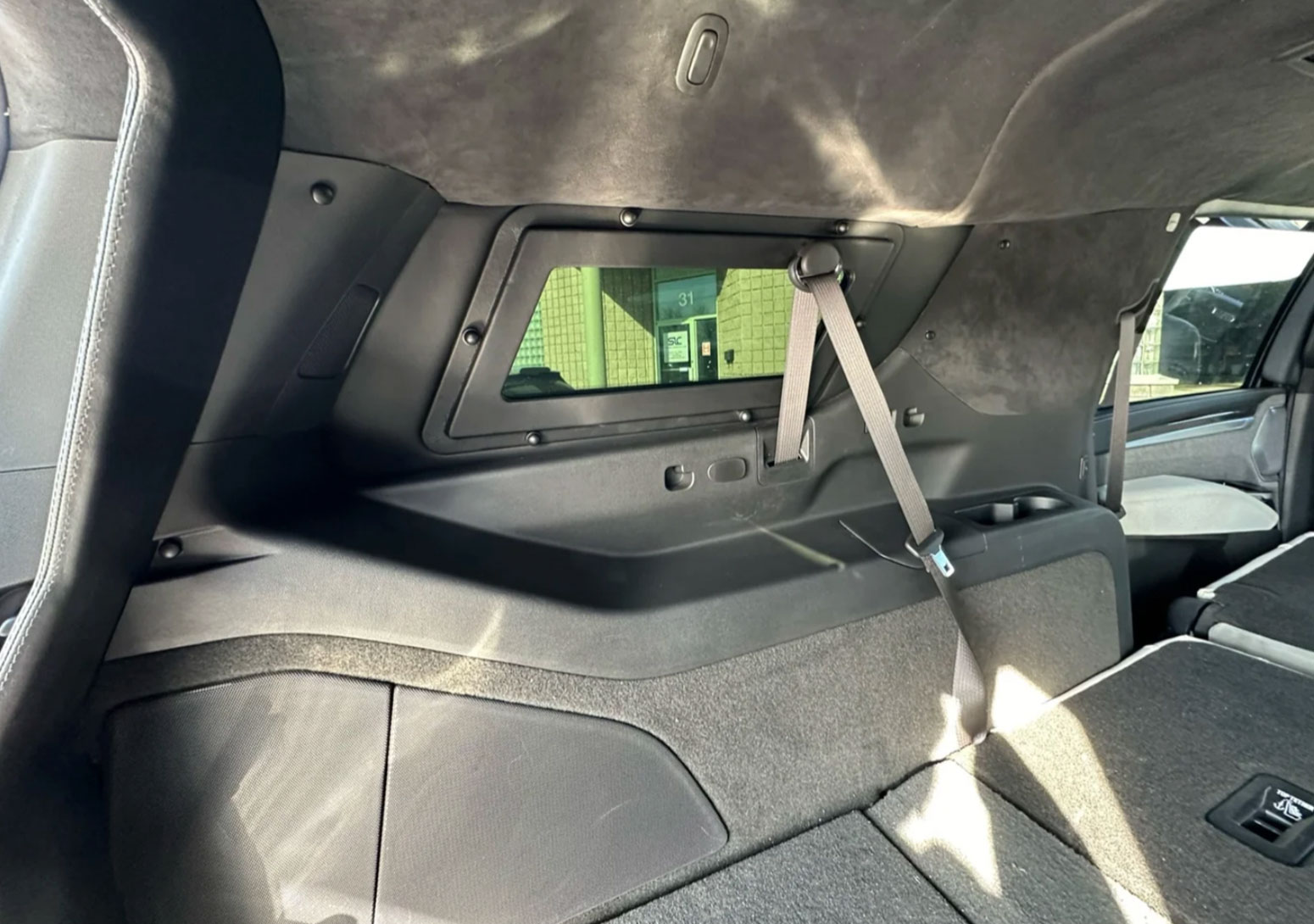 2025 Escalade ESV-V - Imagen 16