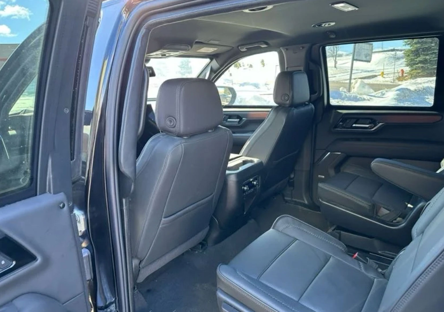 2025 GMC Yukon XL - Imagen 10