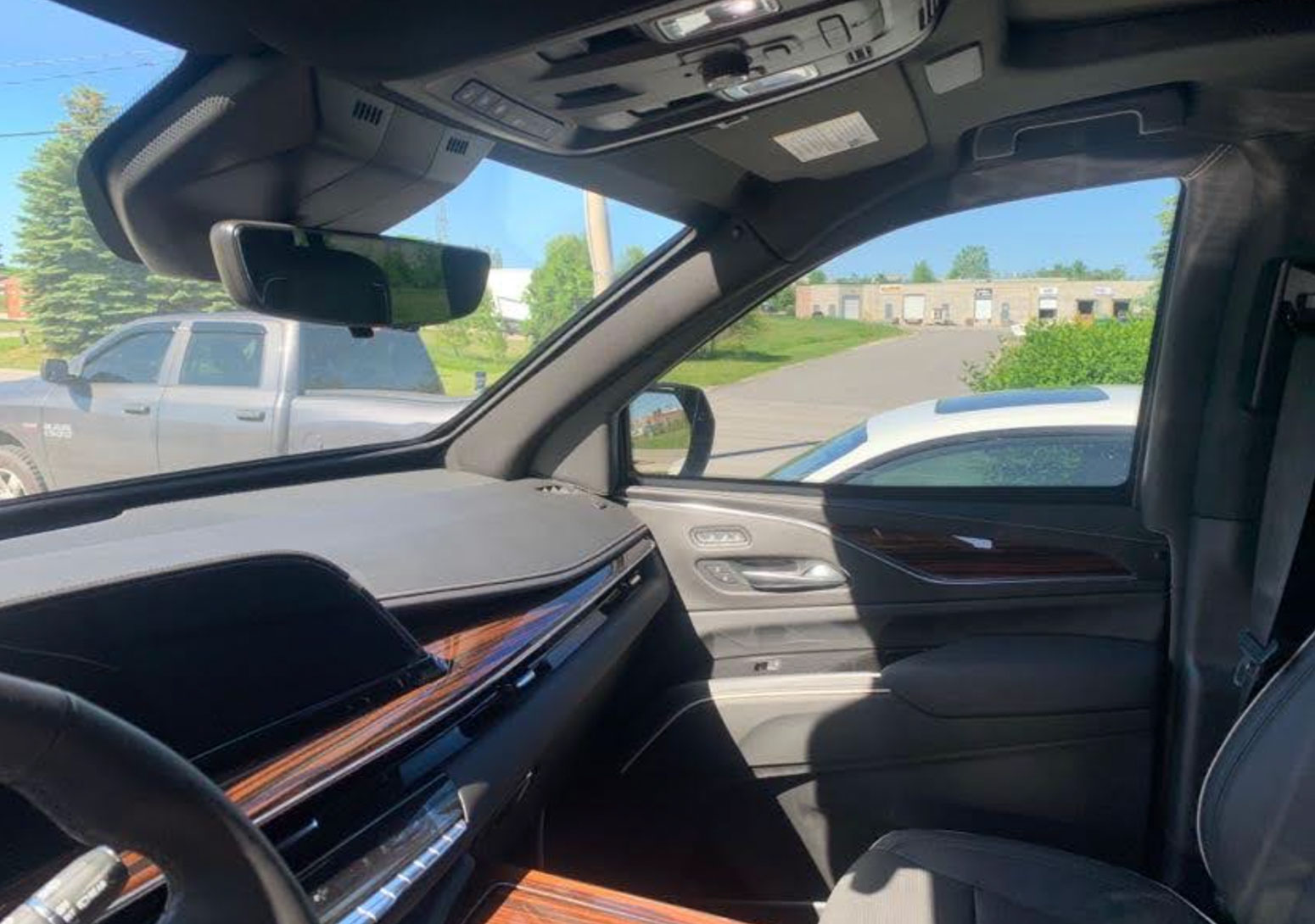 Cadillac Escalade (Black Interior)