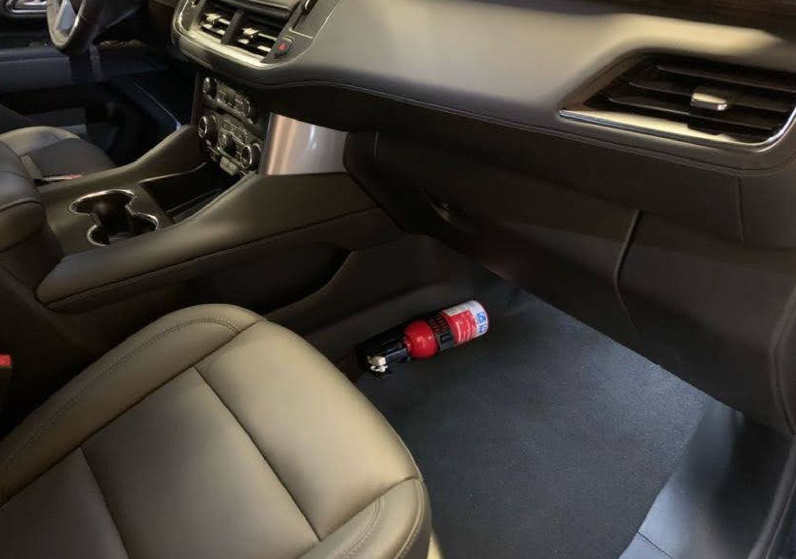 Chevrolet Suburban - Imagen 4