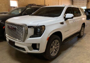 GMC Denali (Black Interior)